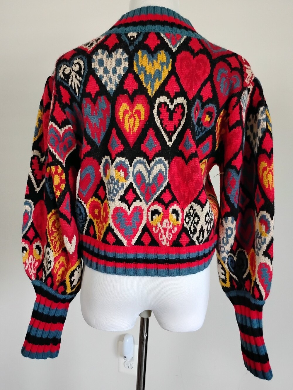 Farm Rio Heart Ikat Red Multi Color Knit Sweater Size M - Picture 5 of 9